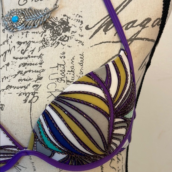 Milagros Lingerie | Colorful Patterned Bikini Top and Purple Bottom Size Large - Picture 5 of 7